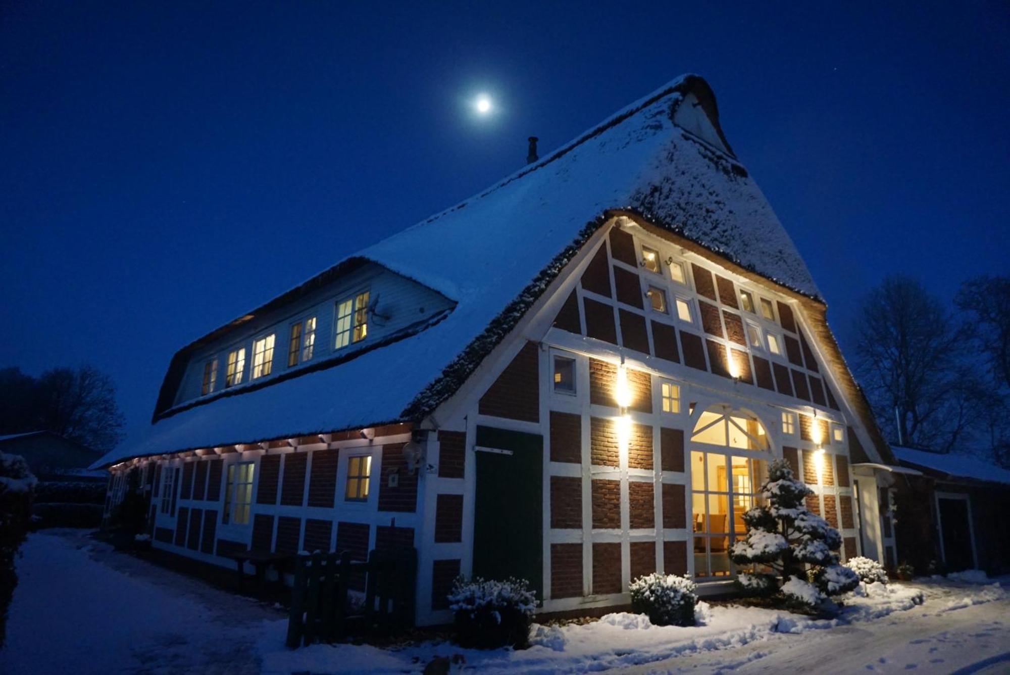 Altes Landhaus Oste, Klavier Appartement, 2 Zimmer Mit Kamin Hemmoor Exterior photo